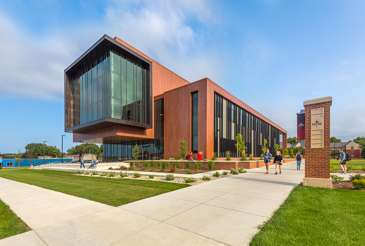 Northwestern College Natural and Health Sciences Building | Ice Storage System | Mechanical Engineering Design Services | Engineering Design Associates, Inc. | EDA