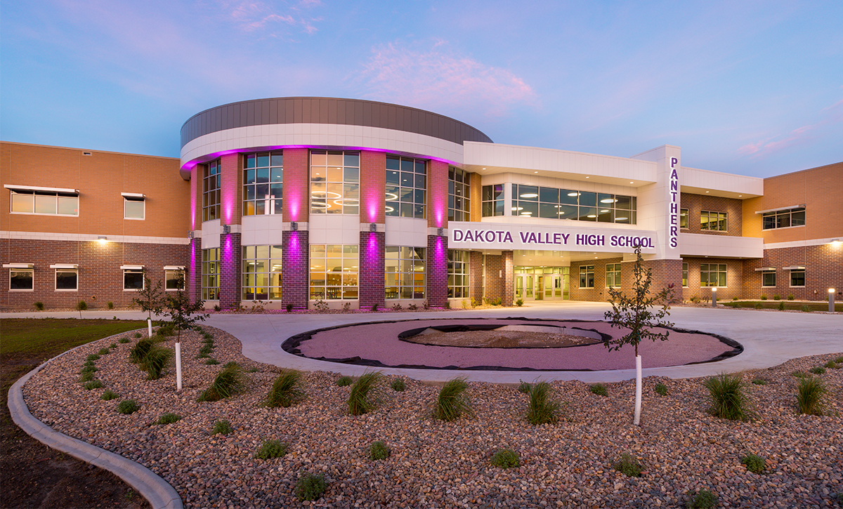 Dakota Valley High School | Our Education Projects | Northwest Iowa Mechanical Engineer | Engineering Design Associates, Inc. | EDA