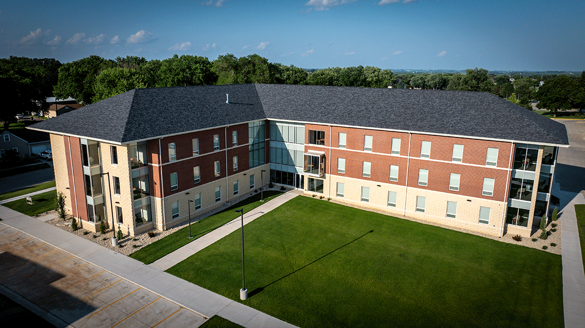 Eda-CS-1-2-web Northwestern College Christy Suites | Student Housing | Engineering Design Associates